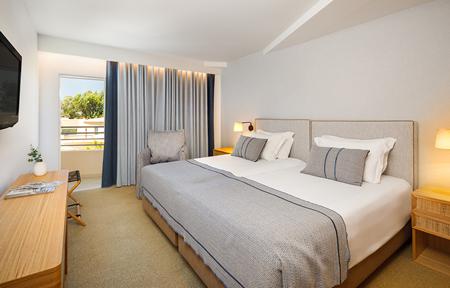 Hotel Porto Bay Falesia slide 4