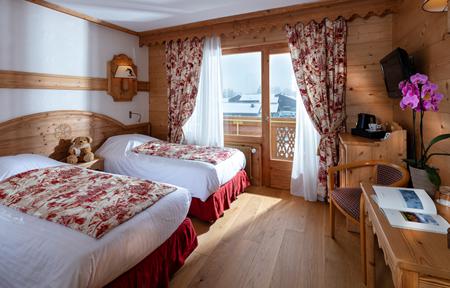 Hotel Neige et Roc slide 2