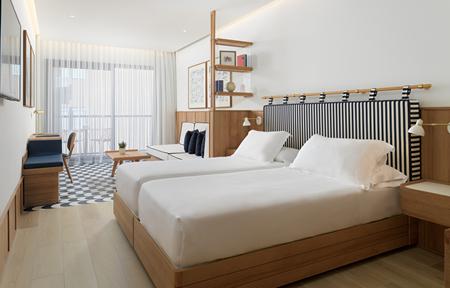 Hotel H10 Porto Poniente slide 5