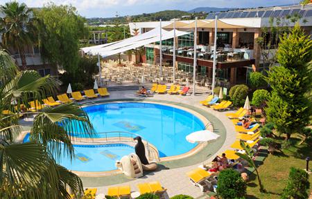 Club Mermaid Village Hotel  slide 4