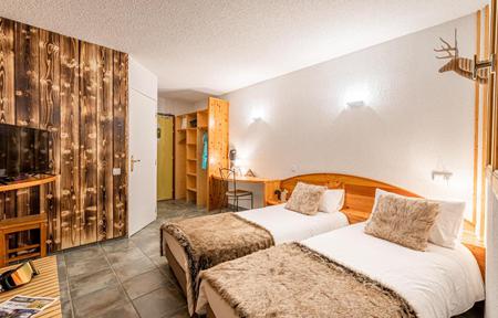 Hotel L'Ecrin des Neiges  slide 5