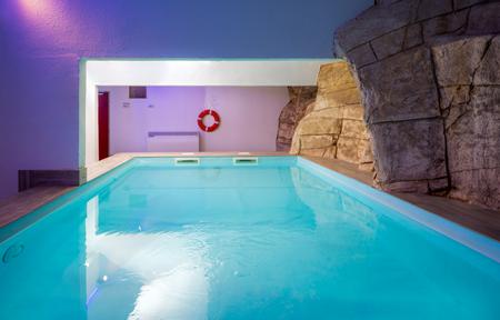 SOWELL RESIDENCES New Chastillon slide 3