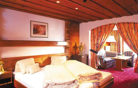 Beauty & Sporthotel Tirolerhof slide 2