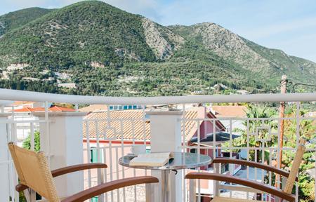 Studio’s Afendra slide 4