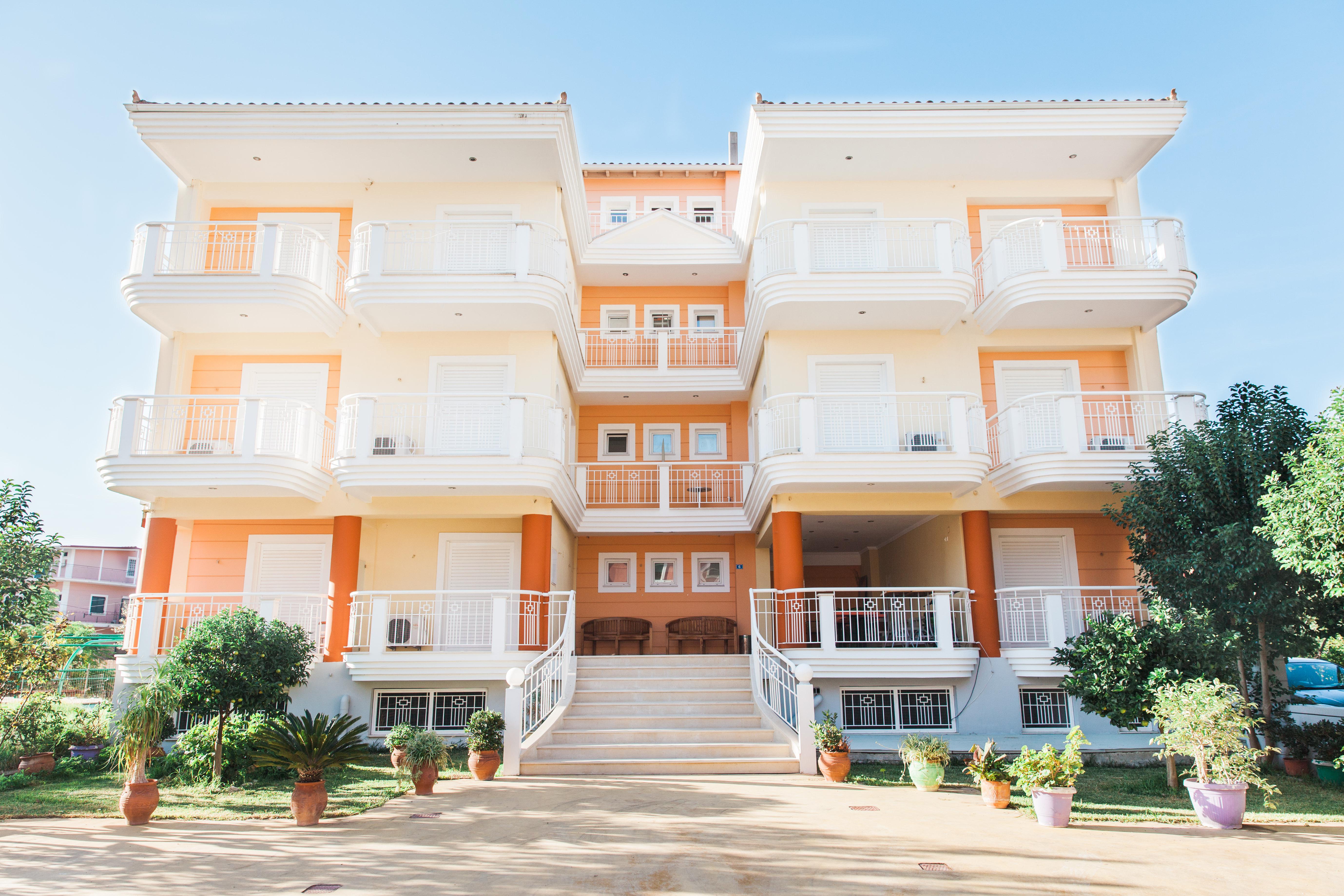 Studio’s Afendra slide 2