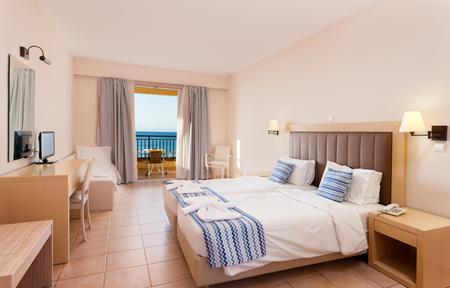 Hotel Alykanas Village slide 4