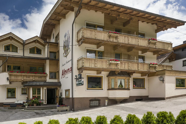 Hotel Alpina