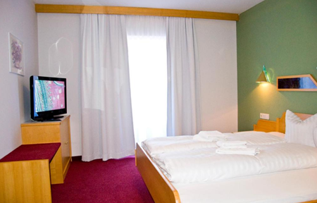 Hotel Alpenfriede slide 4