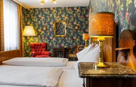 Villa Excelsior slide 2