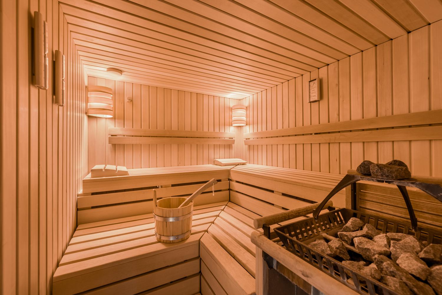 Hotel Kreuz & Post slide 2