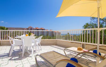 Checkin Bungalows Atlantida slide 2