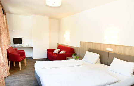 Gasthof Bacher slide 2