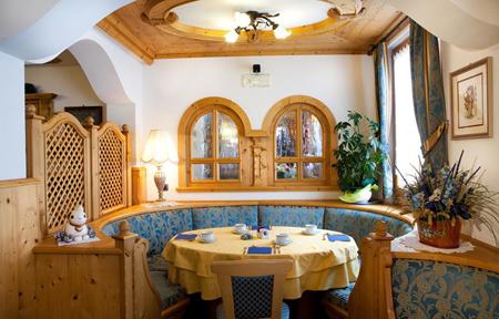 Hotel Pordoi  slide 3