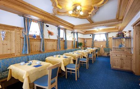 Hotel Pordoi  slide 5