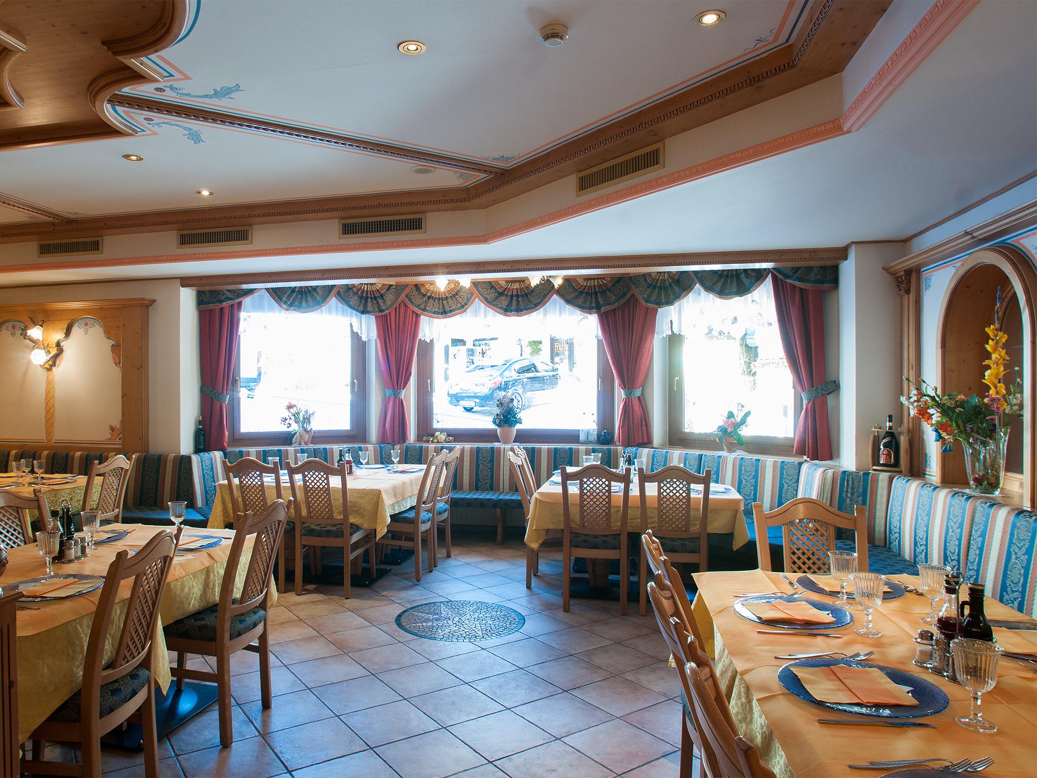 Hotel Pordoi  slide 4