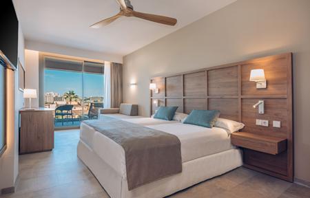 Iberostar Waves Cala Domingos slide 3