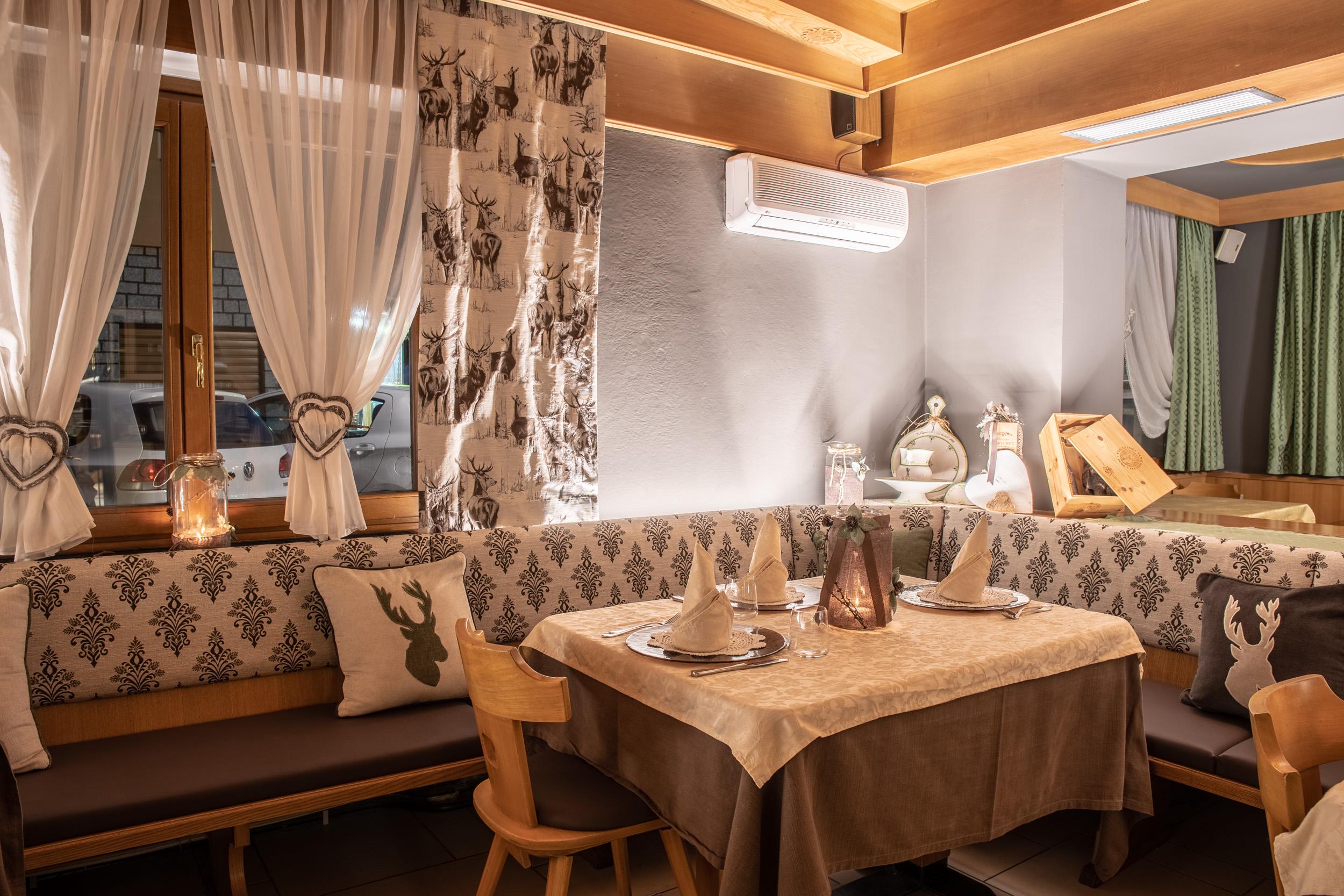 Hotel Eccher slide 5