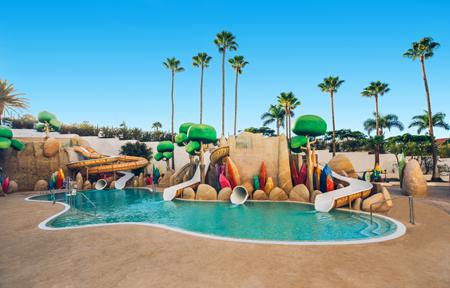 Iberostar Waves Bouganville Playa slide 2