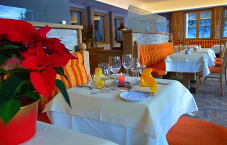 Hotel Kristall - Halvpension slide 4