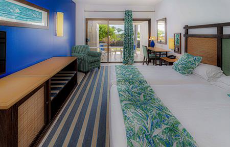 Hotel Costa Calero slide 3