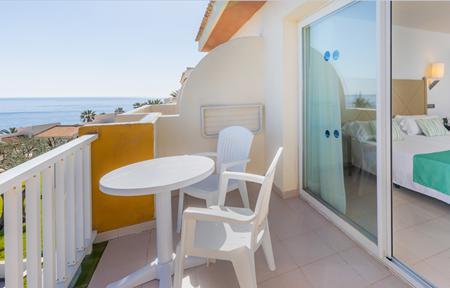 Lejlighedshotel Blau Punta Reina Resort slide 4