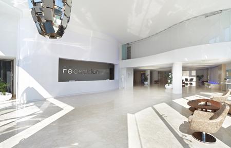 Hotel Blue Bay Platinum slide 4