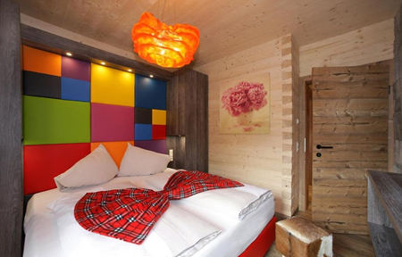 Flying Lodge  slide 5