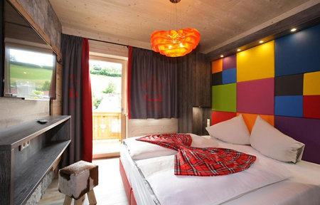 Flying Lodge  slide 3