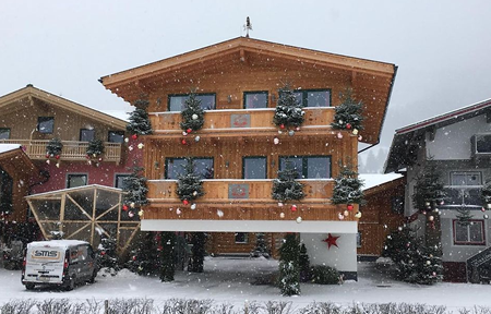 Flying Lodge  slide 1