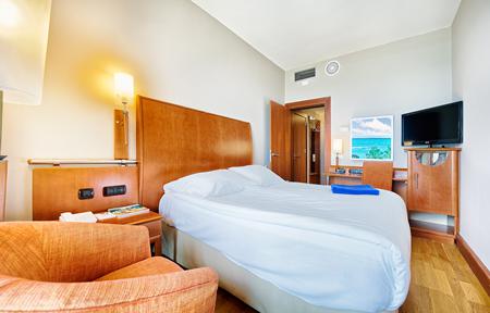 Bull Reina Isabel & Spa slide 5