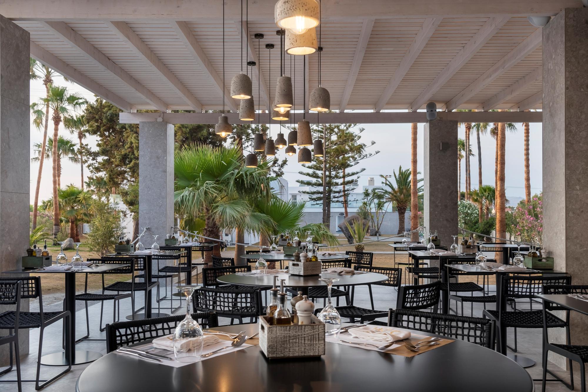 Diamond Boutique Hotel slide 4