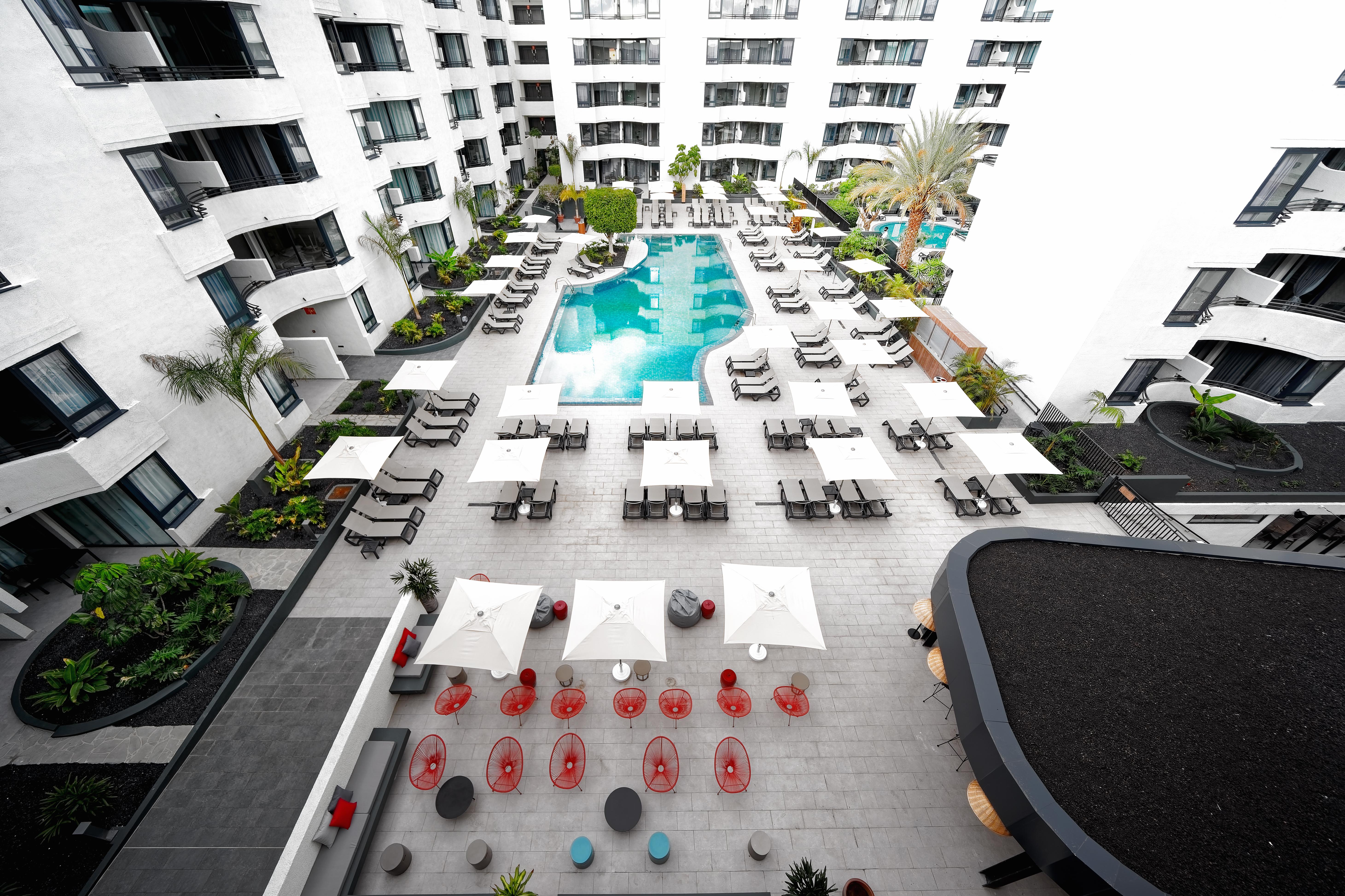 Hotel Hovima Suites Costa Adeje  slide 3