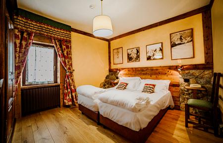 Hotel Jumeaux slide 2