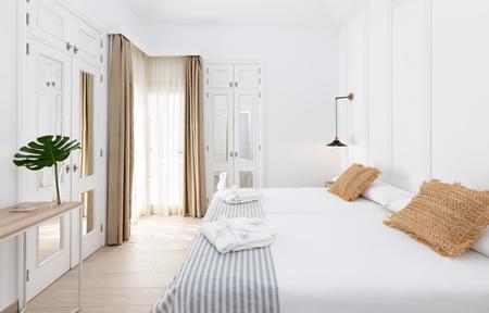 Lagos de Fañabe Beach Resort slide 3