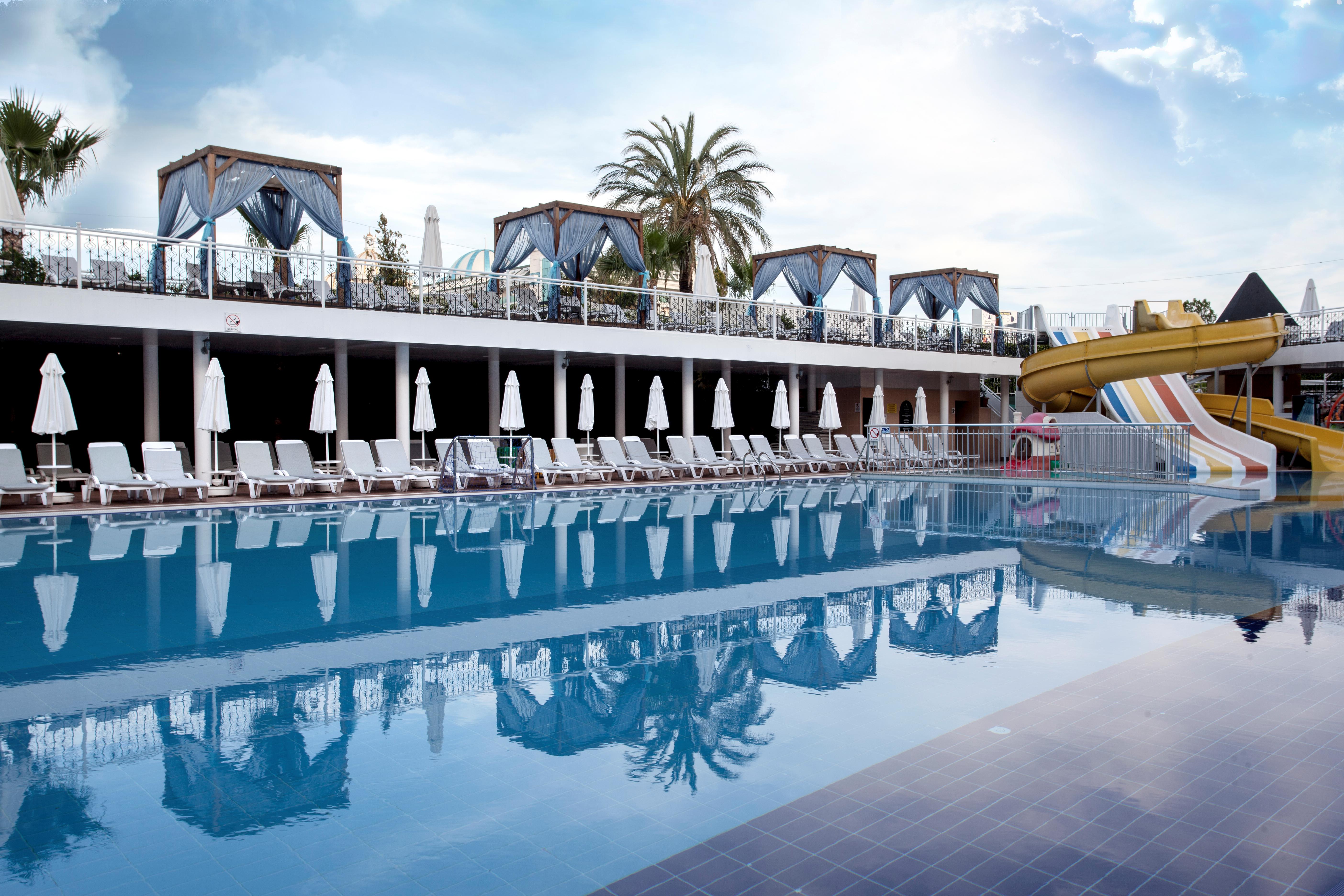 Hotel Dream World Resort & Spa  slide 2