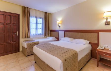 Hotel Özlem Garden slide 3