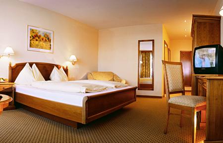 Falkensteiner Hotel Cristallo  slide 2