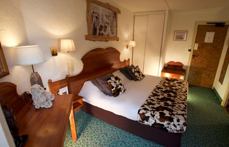 Hotel Serre Palas slide 3