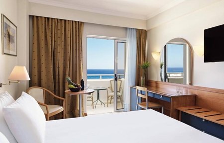 Esperides Beach Family Resort  slide 2