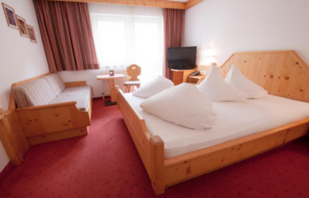 Hotel Alpenfriede slide 2