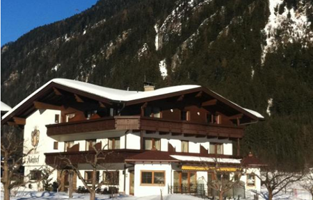 Hotel Garni Almhof