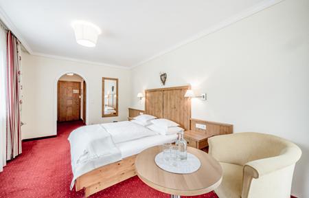 Hotel Weisses Lamm slide 5