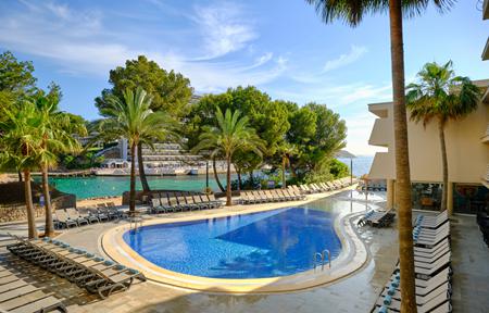 Hotel Occidental Cala Viñas slide 1