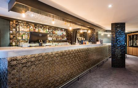 Fahrenheit Seven Courchevel slide 4