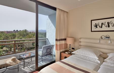 Hotel Seaside Palm Beach slide 4