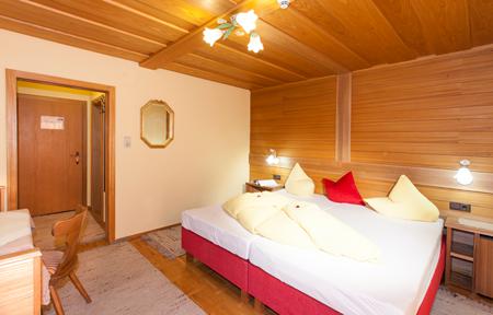 Gästehaus Kneisl slide 2