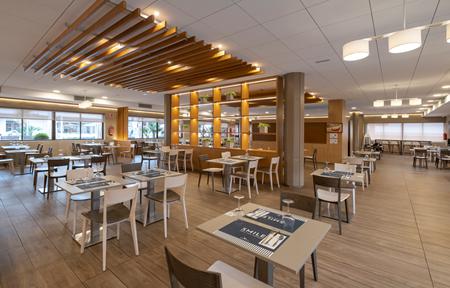 Rosamar & Spa slide 5