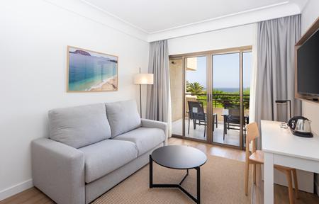 Hotel Barcelo Lanzarote Active Resort slide 4