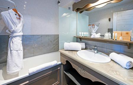 Hotel les Campanules slide 5