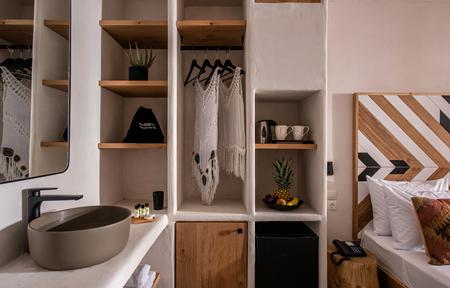 Hotel Indigo CASA slide 4